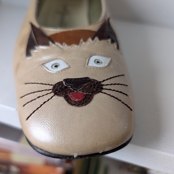 Vintage 80s Women's Cat Face Shoes Margaret Jerrold Patten Leather Flats Size 10 - Picture 8 of 14
